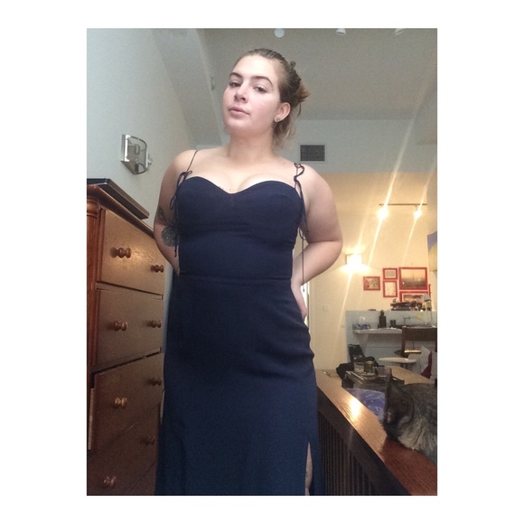 Reformation’s Navy Melita Dress - Picture 2 of 8